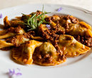 Ristorante Sotto La Loggia - Cucina tipica - Tordelli di Pomezzana